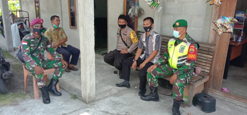 Gelar Halal Bihalal, Babinsa Koramil 06/Serasan Ajak Mitra Kerja Mengedukasi Masyarakat Soal Prokes