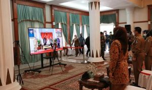 Wakil Ketua I DPRD Kepri Ikuti Rakor Kepala Daerah se Indonesia Bersama Presiden RI Melalui Vidcom Wakil Ketua I DPRD Kepri Ikuti Rakor Kepala Daerah se Indonesia Bersama Presiden RI Melalui Vidcom