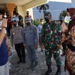 Waka I DPRD Kepri Hj Dewi Kulawati Sambut Kedatangan Menparekraf Sandiaga Uno di Batam Waka I DPRD Kepri Hj Dewi Kulawati Sambut Kedatangan Menparekraf Sandiaga Uno di Batam