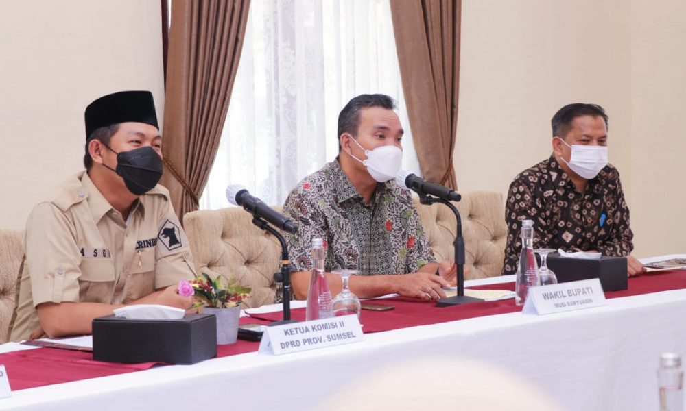 Pemkab Muba Perjuangkan Bantuan Perahu untuk Nelayan Pemkab Muba Perjuangkan Bantuan Perahu untuk Nelayan