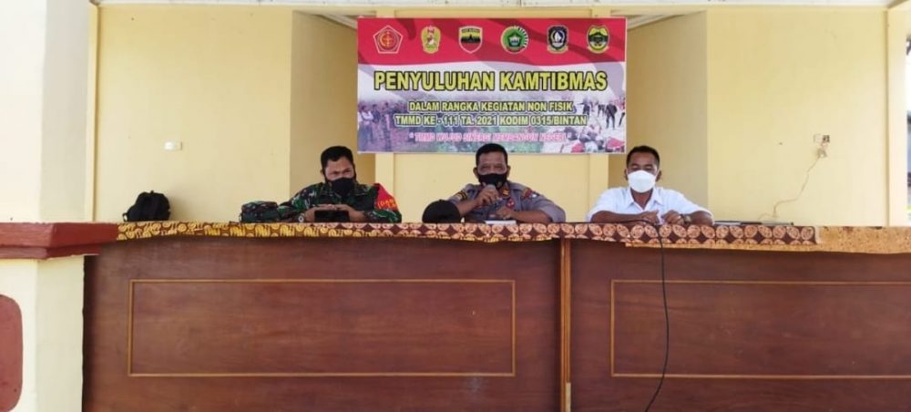 Implementasi Sasaran Non Fisik Satgas Laksanakan Penyuluhan Kamtibmas di TMMD Ke 111 Kodim 0315/Bintan