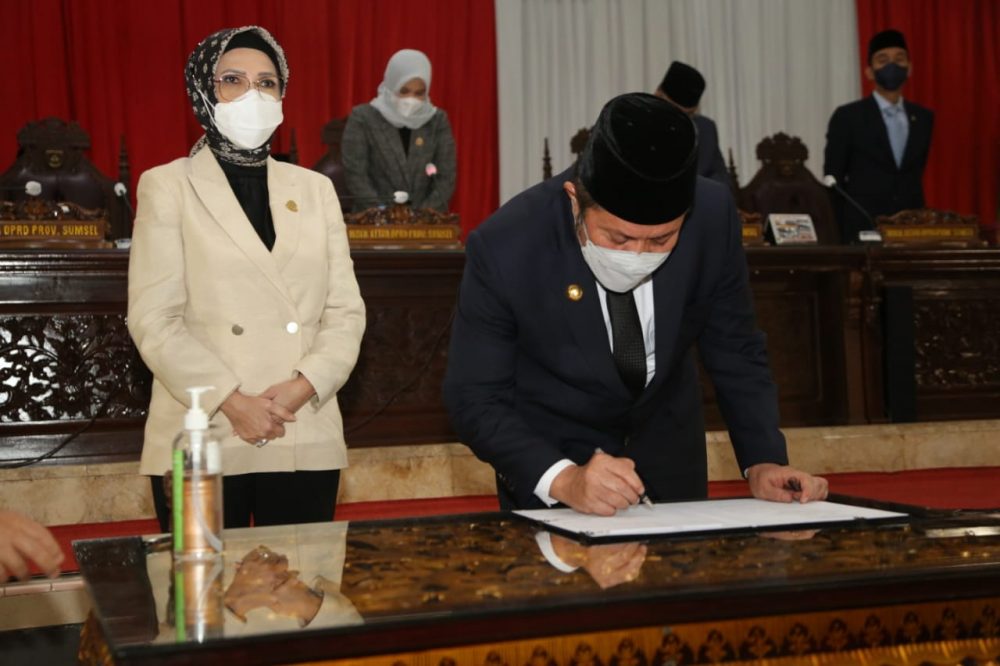 Legislatif Ketuk Palu Setujui Dua Raperda Usulan Pemprov Sumsel