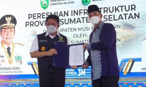 Perbaiki Infrastruktur Secara Merata, Masyarakat Muba Ucapkan Terimakasih Pada Herman Deru