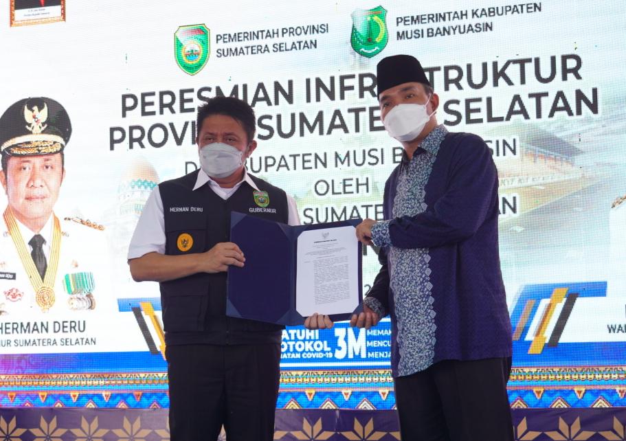 Perbaiki Infrastruktur Secara Merata, Masyarakat Muba Ucapkan Terimakasih Pada Herman Deru
