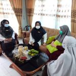 Kasi PHU Kankemenag Kota Padang Panjang blusukan ke Rumah Jama’ah Calon Haji Kasi PHU Kankemenag Kota Padang Panjang blusukan ke Rumah Jama’ah Calon Haji