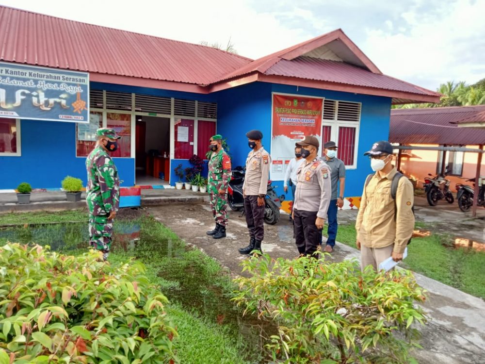Lagi, Koramil 06/Serasan Tegakkan Aturan PPKM Mikro di Wilayah Teritorialnya