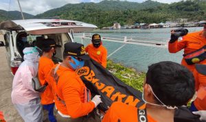 Tim SAR Evakuasi 3 Nelayan Tenggelam di Perairan KKA, 1 Diantaranya Meninggal Dunia