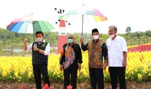 Resmikan Kampoeng Wisata Ya Samman Cindo, Herman Deru Dorong Jadi Wisata Edukasi Pertanian Resmikan Kampoeng Wisata Ya Samman Cindo, Herman Deru Dorong Jadi Wisata Edukasi Pertanian
