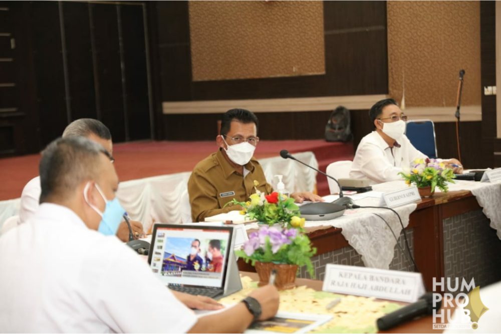 Gubernur Pimpin Rapat Koordinasi di Karimun Gubernur Pimpin Rapat Koordinasi di Karimun