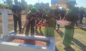 Peringati HUT Ke-3, Danyon Komposit 1/GP Ziarah Ke TMP Ranai Peringati HUT Ke-3, Danyon Komposit 1/GP Ziarah Ke TMP Ranai