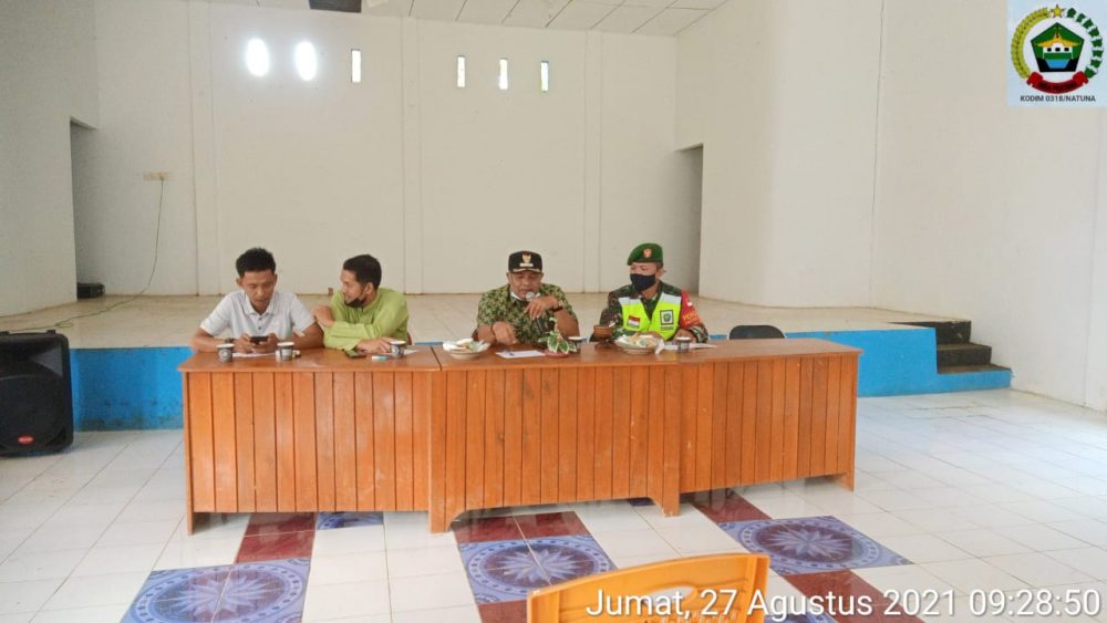 Babinsa Sertu Gultom Turut Kawal 5 Prioritas RKPDes Sebelat Tahun 2022
