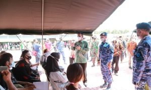 Keliling Pulau Batam, Gubernur Tinjau Vaksinasi di Lanud Hang Nadim Keliling Pulau Batam, Gubernur Tinjau Vaksinasi di Lanud Hang Nadim