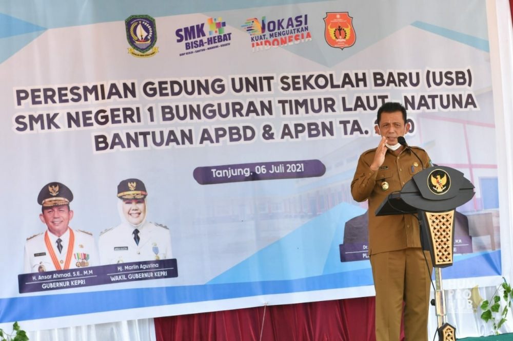 Gubernur Ansar Dorong SMK Lahirkan Generasi Siap Pakai