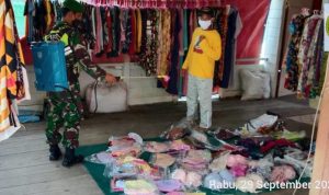 Koramil 03/Sedanau Bersama PKM Desa Sabang Mawang Kembali Melaksanakan Penyemprotan Disinfektan