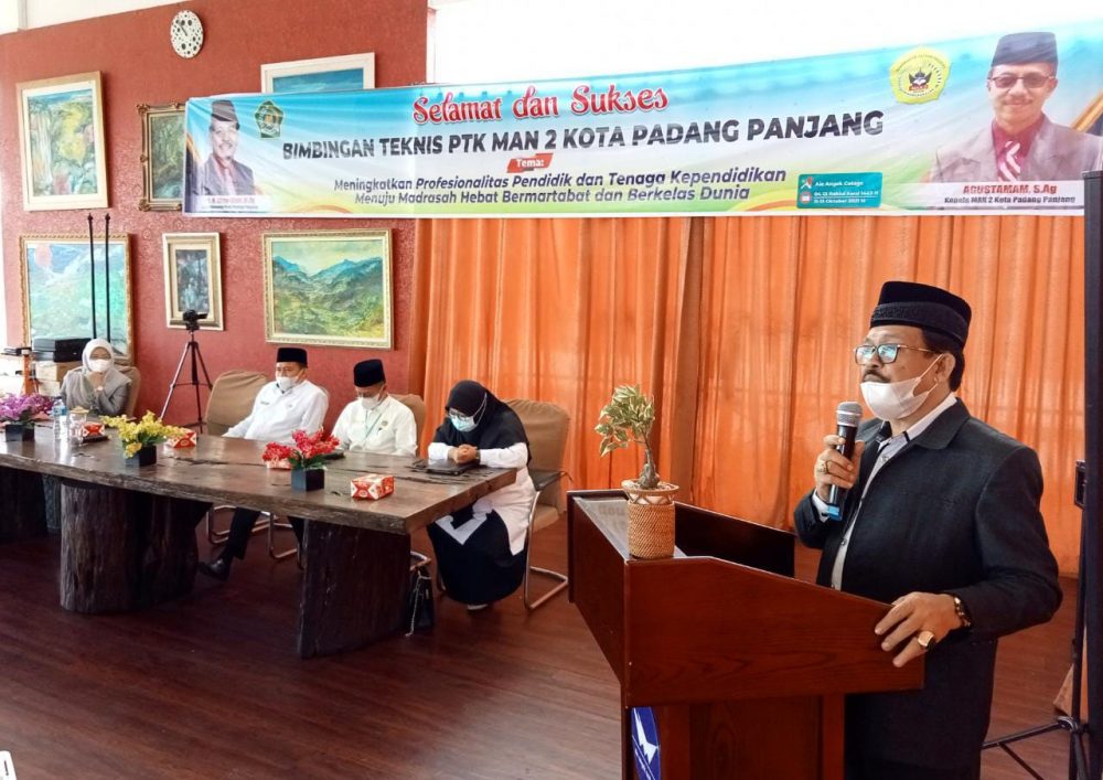 Wujudkan Madrasah Hebat Bermartabat Berkelas Dunia, MAN 2 Padang Panjang Gelar Bimtek PTK Wujudkan Madrasah Hebat Bermartabat Berkelas Dunia, MAN 2 Padang Panjang Gelar Bimtek PTK