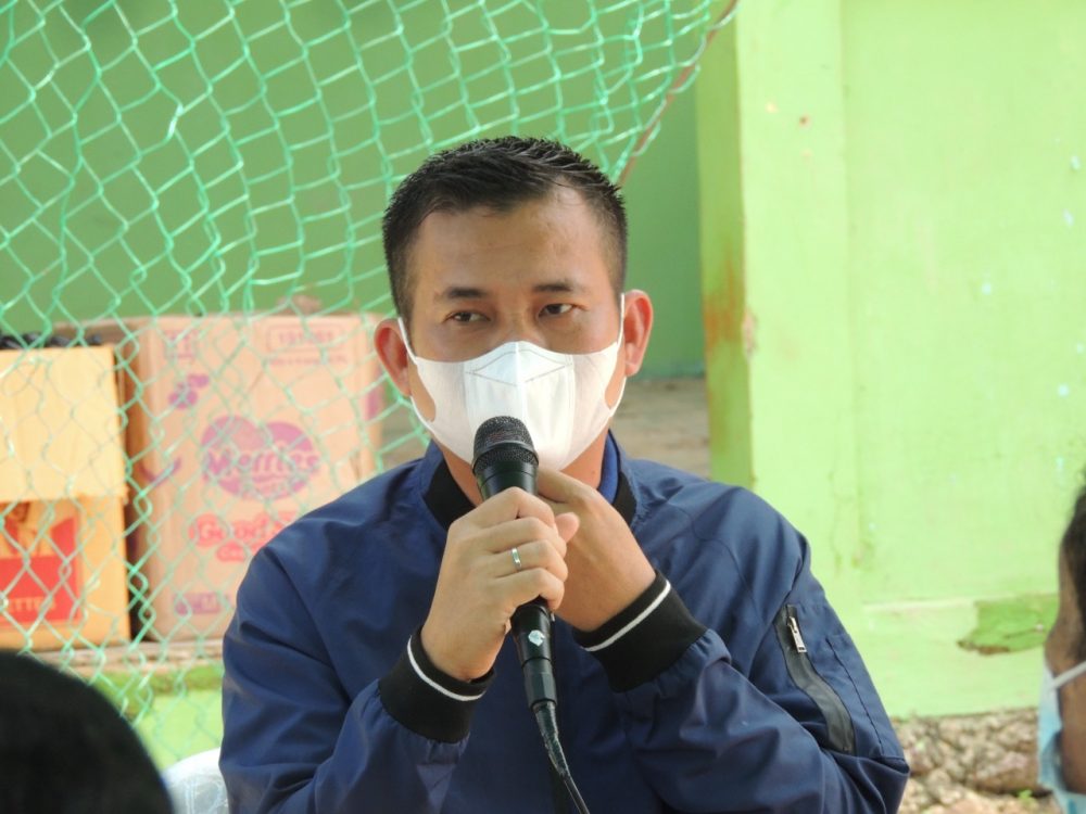 Ketua DPRD Terima SK Gubernur Terkait Peresmian PAW Anggota DPRD Kabupaten Lingga Ketua DPRD Terima SK Gubernur Terkait Peresmian PAW Anggota DPRD Kabupaten Lingga