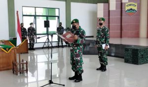 Danyon Komposit 1/GP Pimpin Acara Tradisi Korps Rapot Pindah Satuan