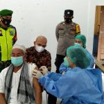 Ketua Komisi I DPRD Natuna Kembali Pantau Vaksinasi Bagi Masyarakat di Desa Sungai Ulu Ketua Komisi I DPRD Natuna Kembali Pantau Vaksinasi Bagi Masyarakat di Desa Sungai Ulu