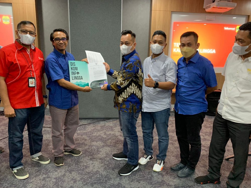 Guna Peningkatan Jaringan Internet, Pemkab Lingga Usul Pembangunan Menara ke PT. Telkomsel