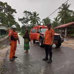 Tim Rescue Mobile KPP Basarnas Natuna Turut Pantau Sejumlah Titik Genangan Air