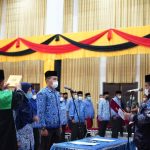 Suhatri Bur Lantik 120 Pejabat Administrator dan Pengawas Suhatri Bur Lantik 120 Pejabat Administrator dan Pengawas