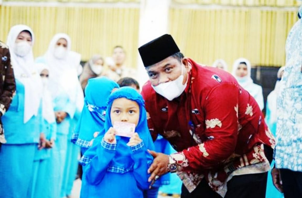 Suharti Bur Hadiri Pelantikan Pengurus Himpaudi Kabupaten Padang Pariaman Suharti Bur Hadiri Pelantikan Pengurus Himpaudi Kabupaten Padang Pariaman