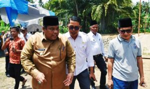 Suhatri Bur Berikan Apresiasi Kepada Masyarakat Atas Partisipasinya Membangun Rumah Ibadah Suhatri Bur Berikan Apresiasi Kepada Masyarakat Atas Partisipasinya Membangun Rumah Ibadah