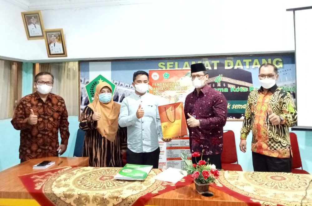 Kakankemenag Sambut Tim Sosialisasi Penerimaan Mahasiswa Baru UIN IB Padang Kakankemenag Sambut Tim Sosialisasi Penerimaan Mahasiswa Baru UIN IB Padang