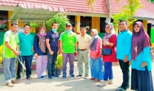 Camat Beserta Tim Pembina UKS Kecamatan Lakukan goro di MTsN 5 Padang Pariaman