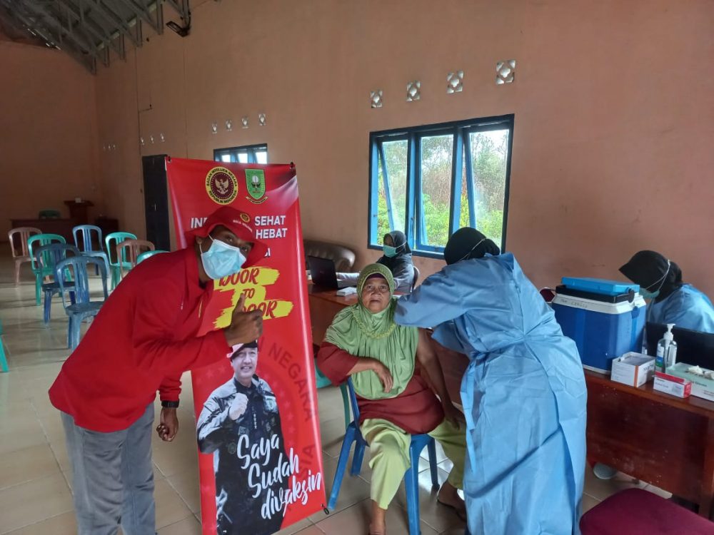 Binda Kepri Gelar Vaksinasi Serentak di 4 Titik Binda Kepri Gelar Vaksinasi Serentak di 4 Titik