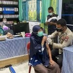 Polres Bintan Gelar Vaksinasi Massal Serentak se Indonesia Polres Bintan Gelar Vaksinasi Massal Serentak se Indonesia
