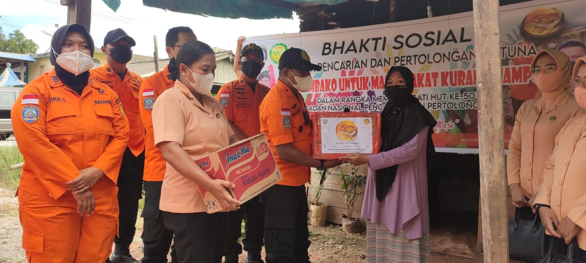 HUT Basarnas Ke-50, KPP Natuna Bagikan Paket Sembako Kepada Penyandang Disabilitas HUT Basarnas Ke-50, KPP Natuna Bagikan Paket Sembako Kepada Penyandang Disabilitas