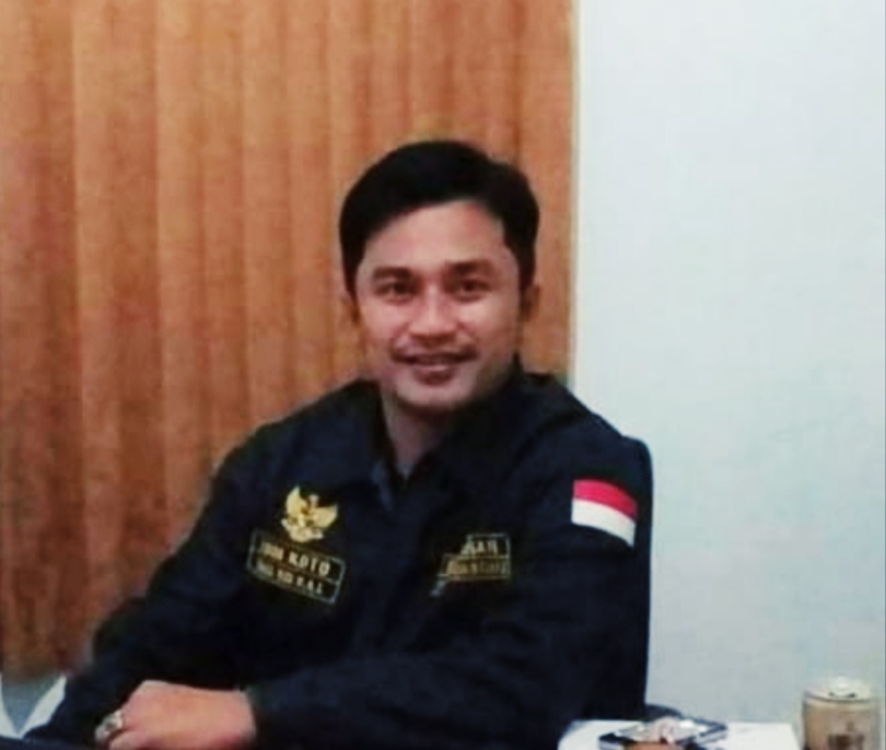 Rudy Koto Penggiat Sosial Sekaligus Ketua HPPSG Apresiasi Suhatri Bur-Rahmang Dalam Memperjuangkan Pembangunan di Daerah Rudy Koto Penggiat Sosial Sekaligus Ketua HPPSG Apresiasi Suhatri Bur-Rahmang Dalam Memperjuangkan Pembangunan di Daerah