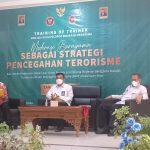 BNPT dan FKPT Kepri Gelar Kegiatan internalisasi Nilai-Nilai Agama, Sosial, Ekonomi dan Budaya melalui ToT Guru Pelopor Moderasi Beragama BNPT dan FKPT Kepri Gelar Kegiatan internalisasi Nilai-Nilai Agama, Sosial, Ekonomi dan Budaya melalui ToT Guru Pelopor Moderasi Beragama