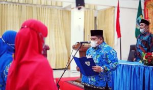 Suhatri Bur Kukuhkan Kepengurusan LKKS dan P2TP2A