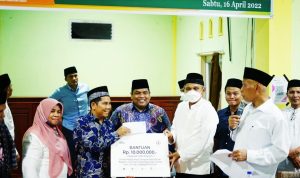 Gubernur Sumbar Safari Ramadhan di Masjid Raya Cimpua Pasa Durian Padang Pariaman