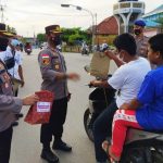 Berbagi Kasih Dibulan Suci Ramadhan, Polres Bintan Bagikan Takjil Kepada Masyarakat Berbagi Kasih Dibulan Suci Ramadhan, Polres Bintan Bagikan Takjil Kepada Masyarakat