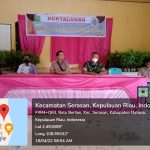 Babinsa Koramil 06/Serasan, Dampingi Penyaluran BLT DD Agar Tepat Sasaran