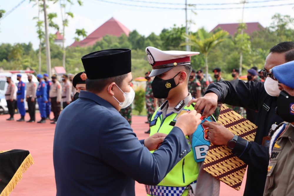 Polres Bintan Laksanakan Apel Gelar Pasukan Operasi Ketupat Seligi 2022 Polres Bintan Laksanakan Apel Gelar Pasukan Operasi Ketupat Seligi 2022