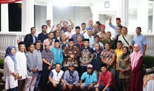 Suhatri Bur: Bangun Kabupaten Padang Pariaman Dengan Semangat Kebersamaan Suhatri Bur: Bangun Kabupaten Padang Pariaman Dengan Semangat Kebersamaan
