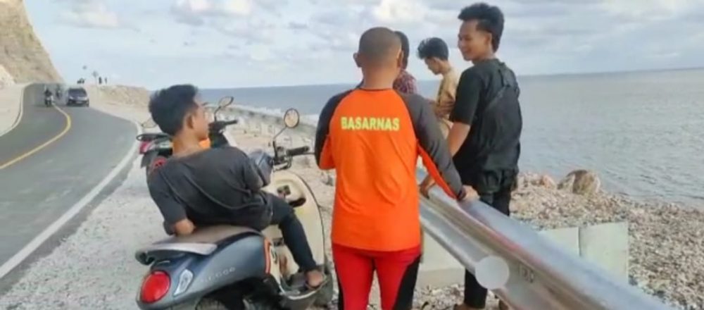 Basarnas Natuna Himbau Masyarakat Tidak Selfi di Dekat Jurang Jalan Teluk Depih