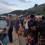 PPAI Gratis, Zainal Arifin Berangkatkan 57 Calon Santri Asal Anambas PPAI Gratis, Zainal Arifin Berangkatkan 57 Calon Santri Asal Anambas