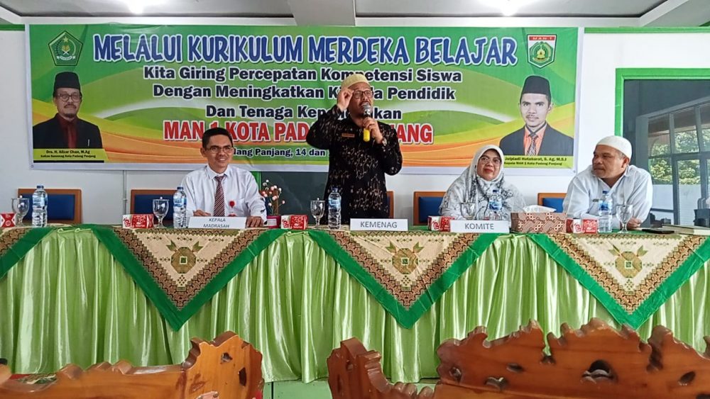 MAN 1 Padang Panjang Gelar Lokakarya MAN 1 Padang Panjang Gelar Lokakarya