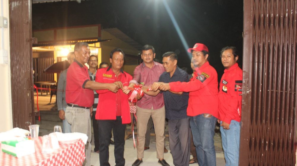 Peresmian Kantor Sekretariat Pemuda Batak Bersatu (PBB) DPC Lingga Peresmian Kantor Sekretariat Pemuda Batak Bersatu (PBB) DPC Lingga