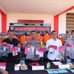 Satresnarkoba Polres Bintan Berhasil Tangkap Pelaku Narkoba Sebanyak 10 Orang Satresnarkoba Polres Bintan Berhasil Tangkap Pelaku Narkoba Sebanyak 10 Orang
