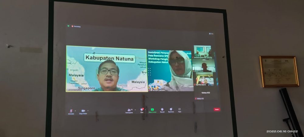 Sekda Natuna Buka Sosialisasi PDAPR dan Workshop Pengisian Kuesioner TIK Sekda Natuna Buka Sosialisasi PDAPR dan Workshop Pengisian Kuesioner TIK