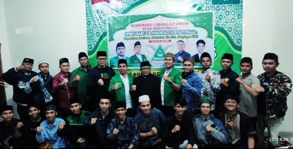 Zuwardi Terpilih Menjadi Ketua PAC GP Ansor Kota Bukittinggi Zuwardi Terpilih Menjadi Ketua PAC GP Ansor Kota Bukittinggi