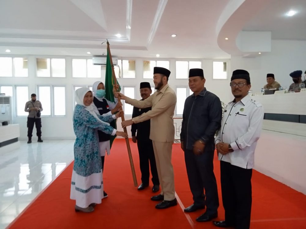 Allahu Akbar, Walikota Lepas Jama’ah Calon Haji Padang Panjang