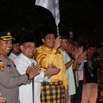 Kapolres Bintan Lepas Pawai Takbir Keliling Bersama Bupati Bintan dan Terjunkan 120 Personil Untuk Pengamanan Kapolres Bintan Lepas Pawai Takbir Keliling Bersama Bupati Bintan dan Terjunkan 120 Personil Untuk Pengamanan