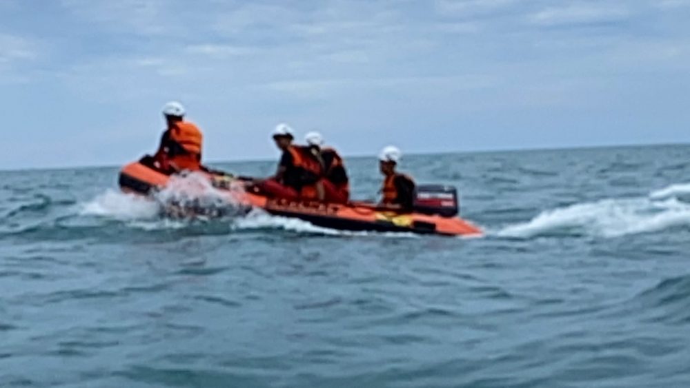 Basarnas Natuna Cari Nelayan Bagan Yang Jatuh di Perairan Selaut Basarnas Natuna Cari Nelayan Bagan Yang Jatuh di Perairan Selaut